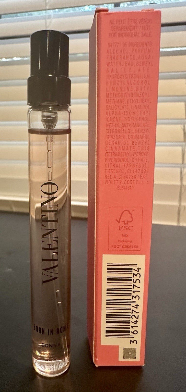 Valentino Donna Born in Roma Eau de Parfum Go Spray for Women 10 ml