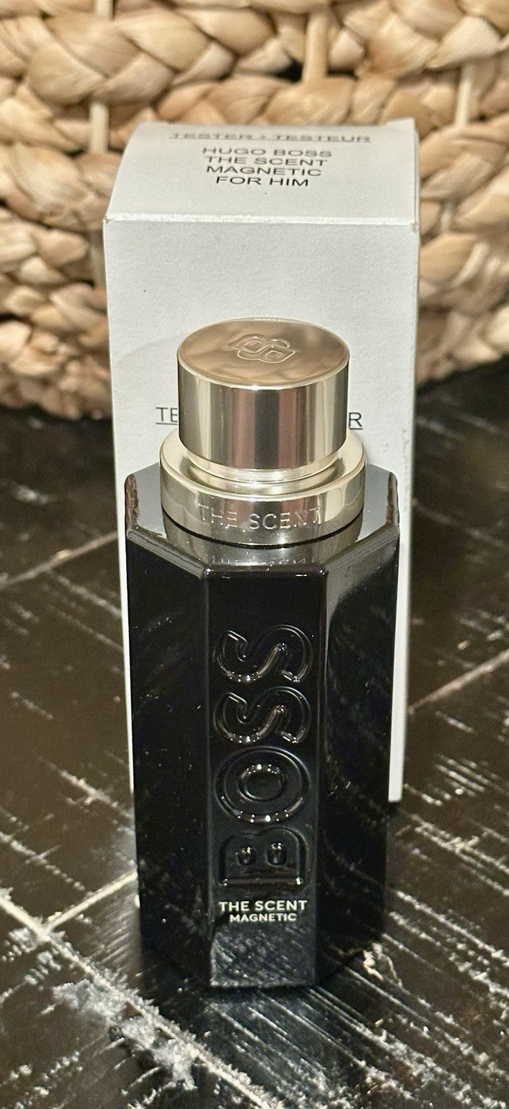 Hugo Boss The Scent Magnetic EDP 100ml bottle and box