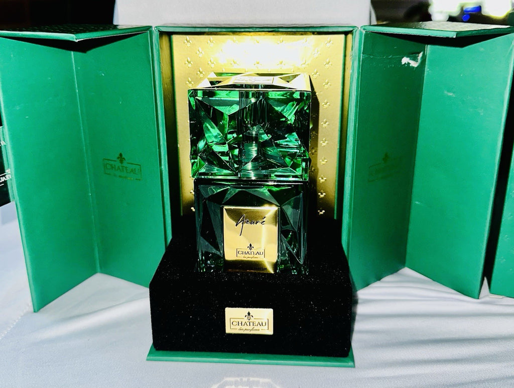 Chateau Les Parfums Azuré bottle in black box