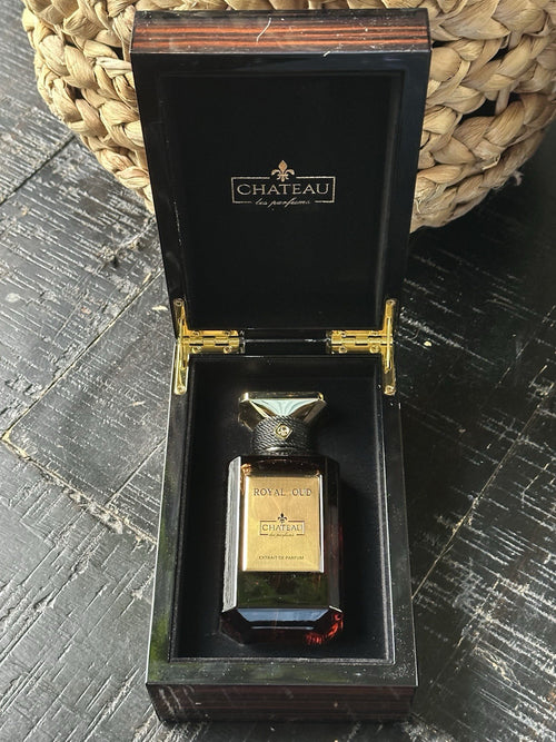 Chateau Les Parfums Royal Oud photo 2