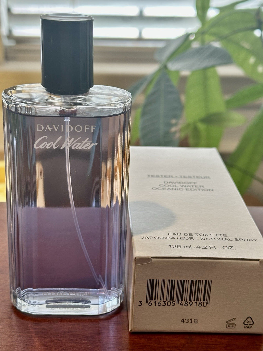 Davidoff Cool Water Oceanic Edition bottle beside tester box
