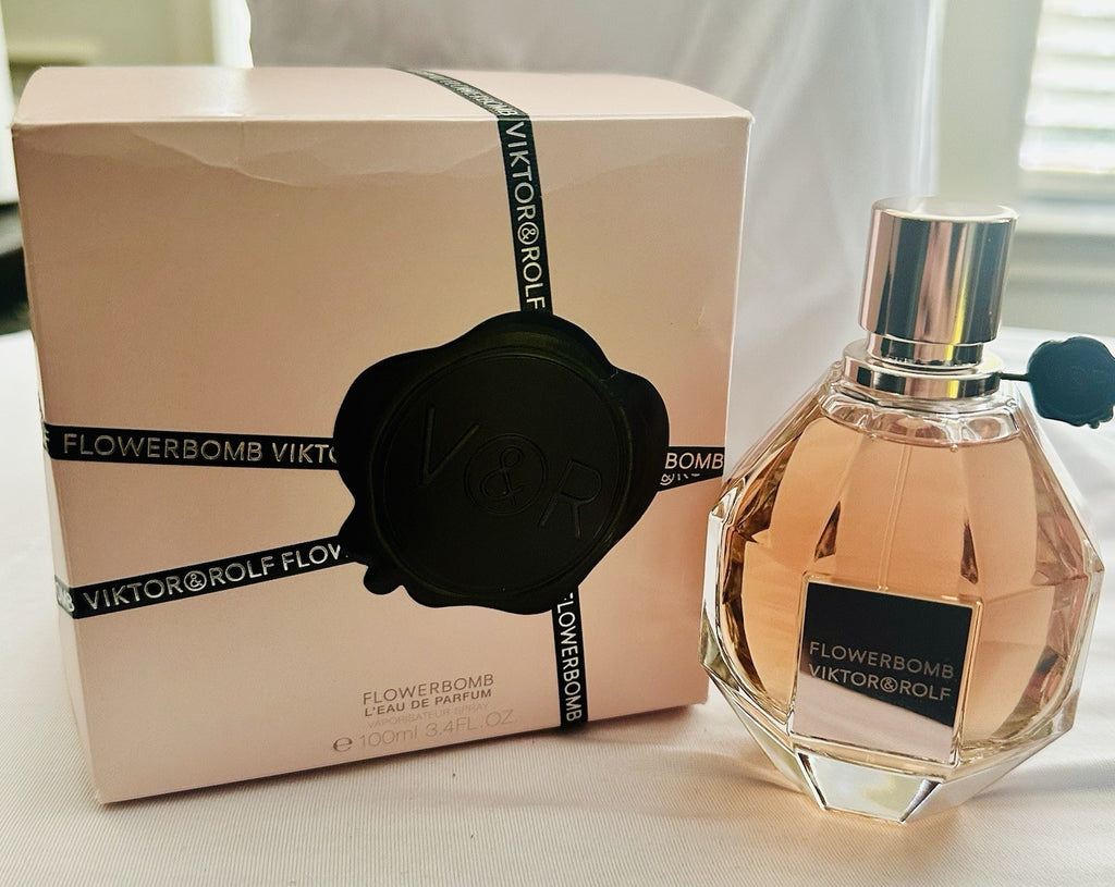 Viktor & Rolf Flowerbomb EDP bottle