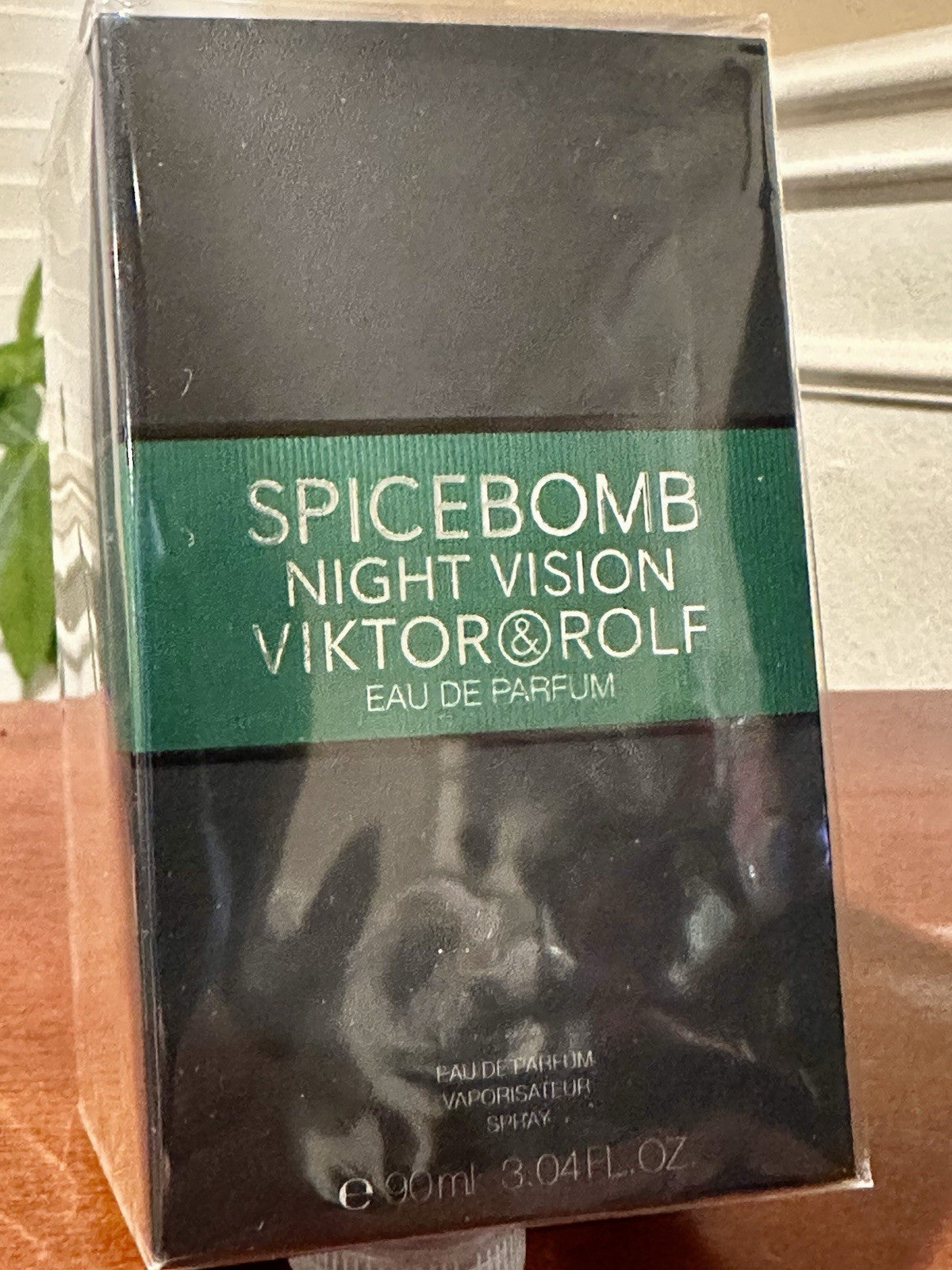 Viktor & Rolf Spicebomb Night Vision EDP bottle