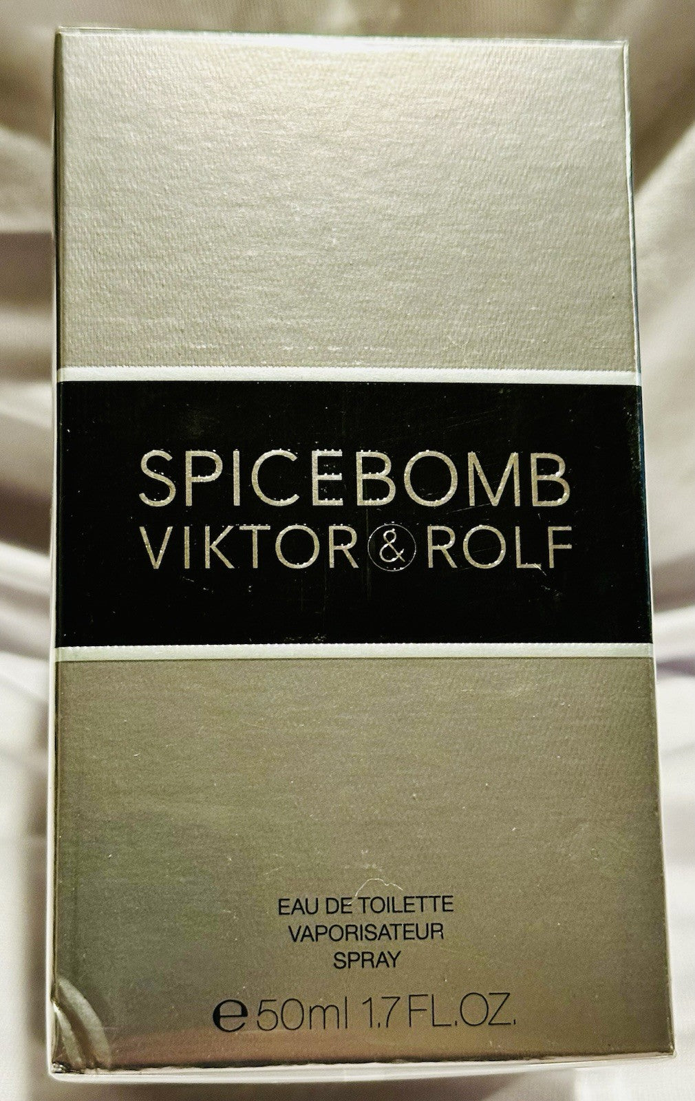 Viktor & Rolf Spicebomb EDT box
