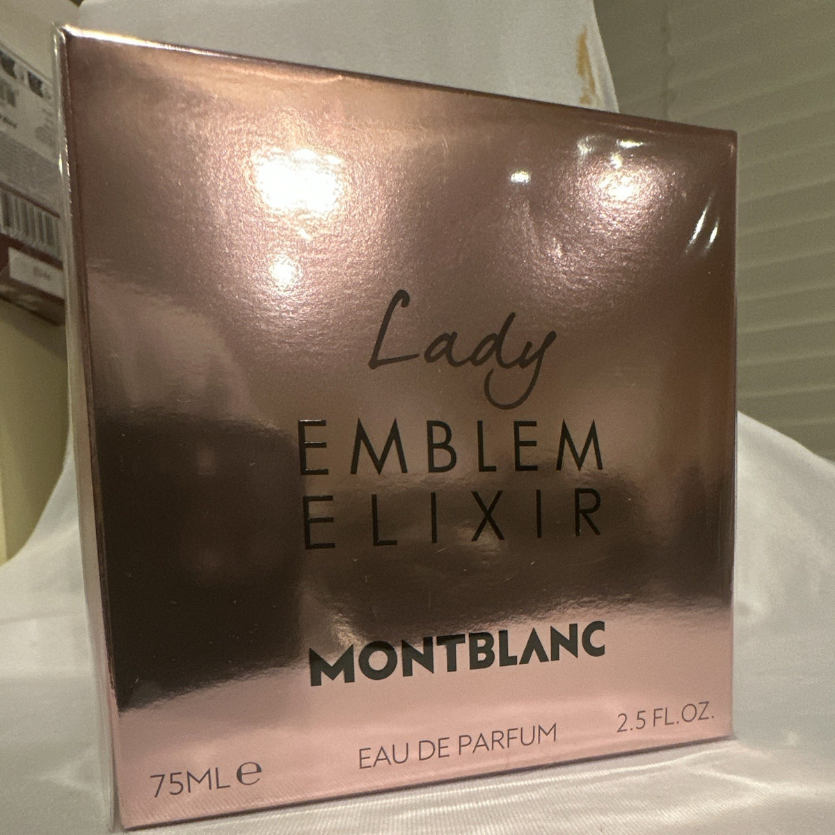 Montblanc Lady Emblem Elixir EDP box