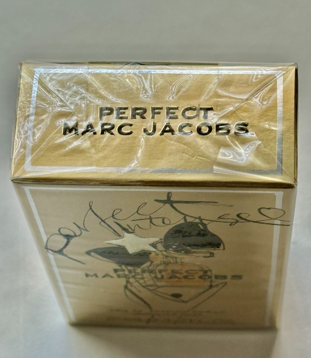 Marc Jacobs Perfect Intense box top