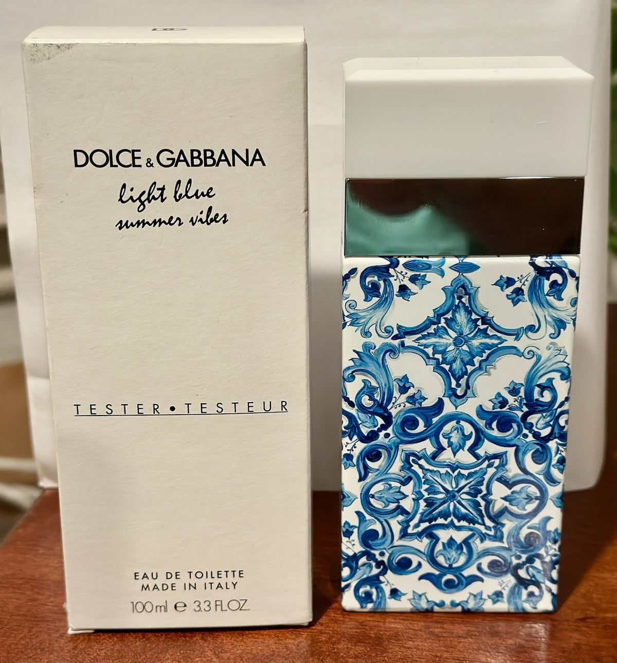 Summer Vibes Women box side
